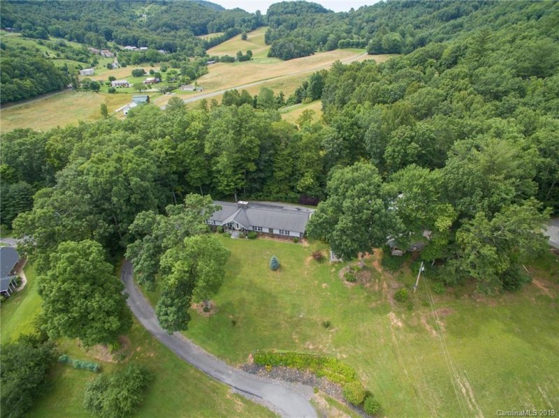 Property image 4 at 81 Lotawatah Drive, Burnsville, NC 28714