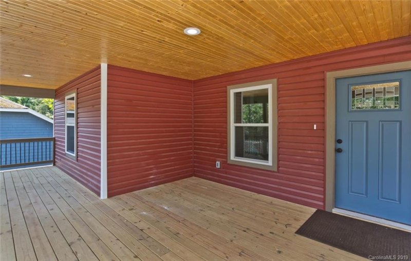 Property image 3 at 166 Laurel Loop, Asheville, NC 28806