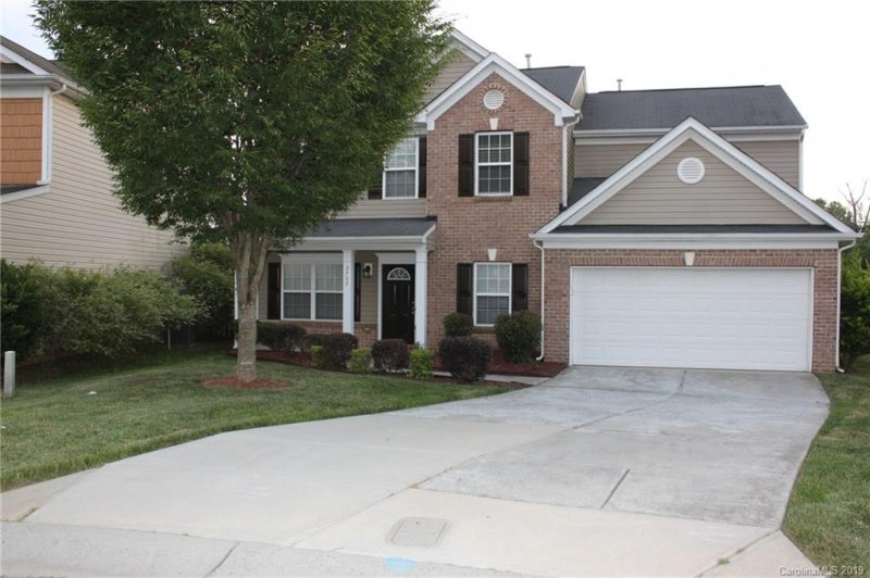 3737 Amber Meadows Drive