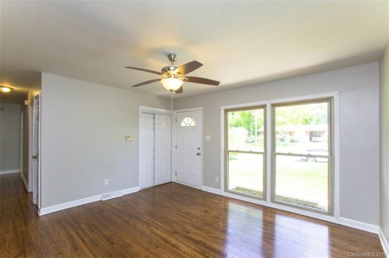 Property image 3 at 1018 Dunleigh Drive, Charlotte, NC 28214