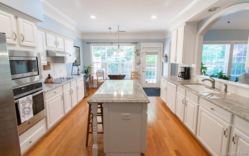 Property image 5 at 411 Eberle Way, Matthews, NC 28105