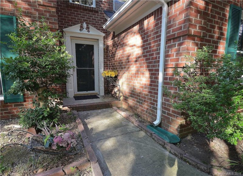 Property image 3 at 3100 Peregrine Court, Charlotte, NC 28269