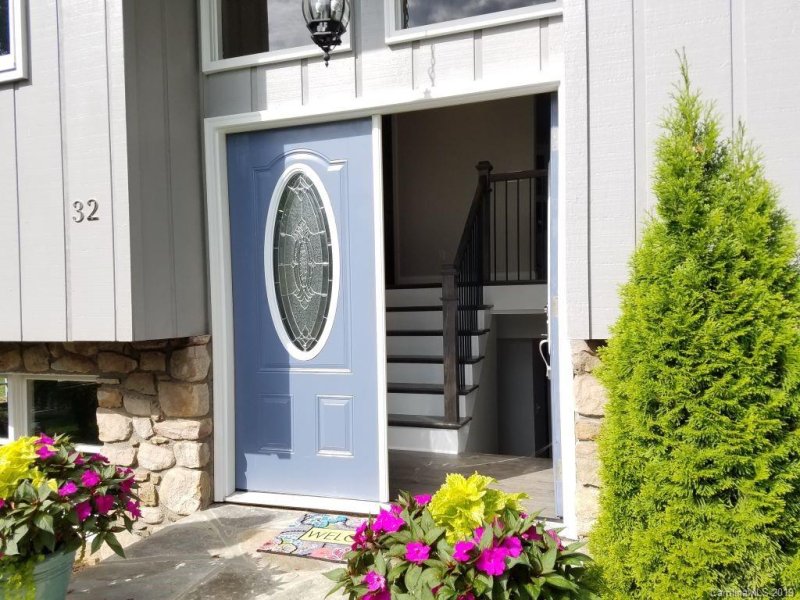 Property image 3 at 32 Sheppard Drive, Asheville, NC 28806