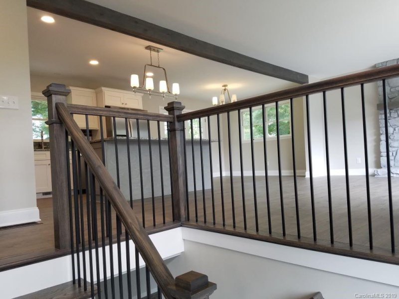 Property image 4 at 32 Sheppard Drive, Asheville, NC 28806