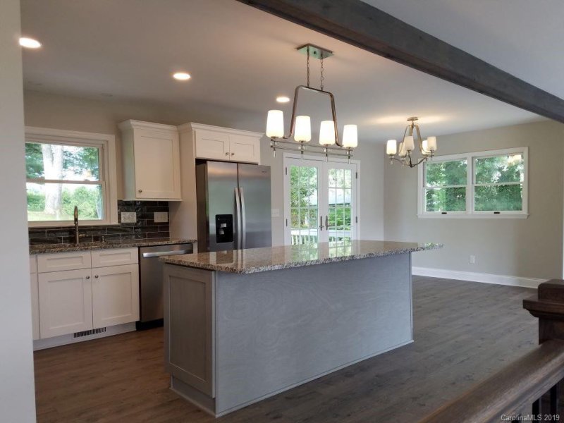 Property image 5 at 32 Sheppard Drive, Asheville, NC 28806