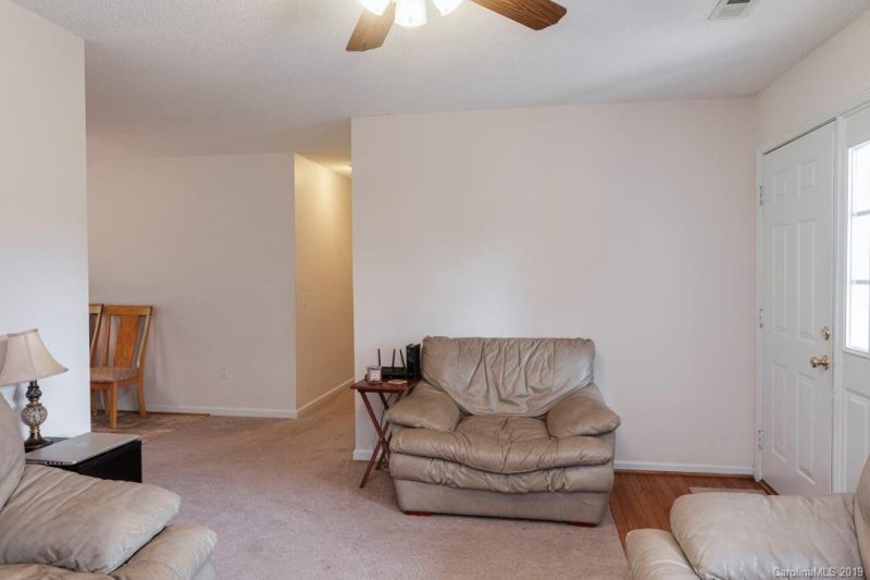 Property image 2 at 1862 Green Leaf Court, Conover, NC 28613