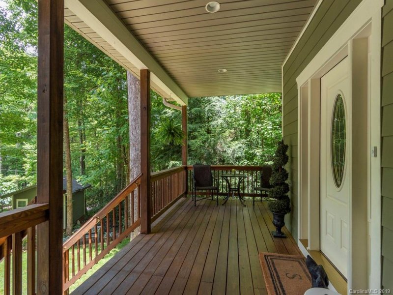 Property image 3 at 427 Locust Drive, Maggie Valley, NC 28751