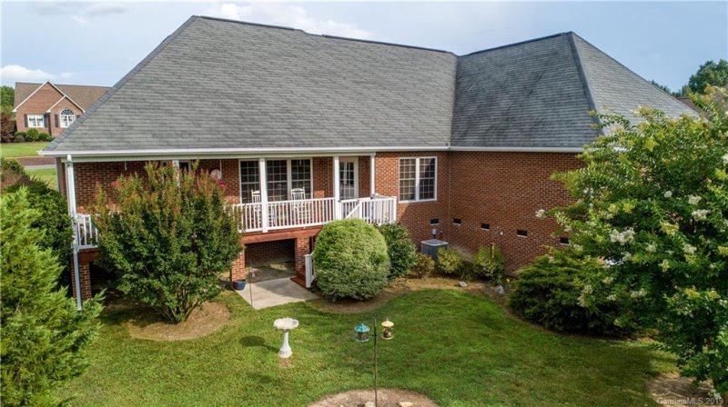 Property image 2 at 784 Hathcock Glen Drive, Oakboro, NC 28129