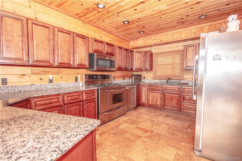 Property image 3 at 64 Cradling Cove, Waynesville, NC 28785