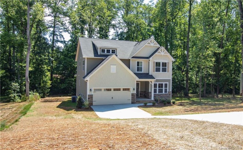 Property image 2 at 8327 Aspen Court, Charlotte, NC 28227