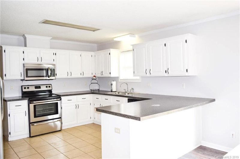 Property image 5 at 5005 Sedgefield Drive, Lancaster, SC 29720