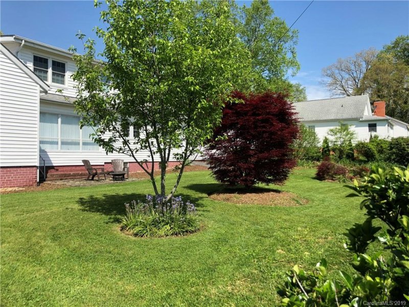 Property image 3 at 186 Hillcrest Circle, Spruce Pine, NC 28777