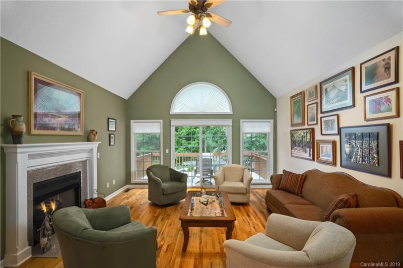 Property image 3 at 46 Blue Moon Lane, Hendersonville, NC 28739