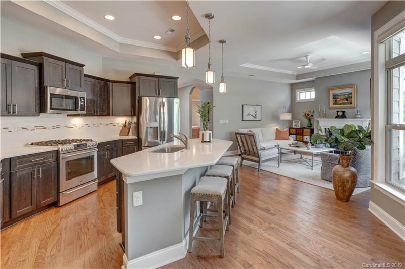 Property image 3 at 8117 Parknoll Drive, Huntersville, NC 28078