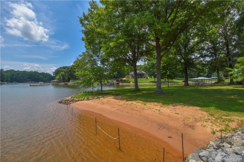 Property image 4 at 5069 Sallybrook Lane, Denver, NC 28037