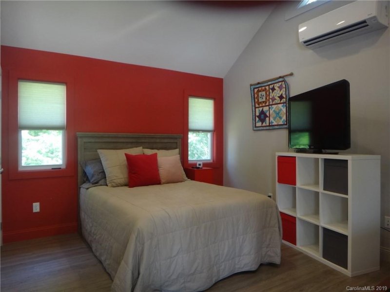 Property image 3 at 185 Duckworth Avenue, Brevard, NC 28712