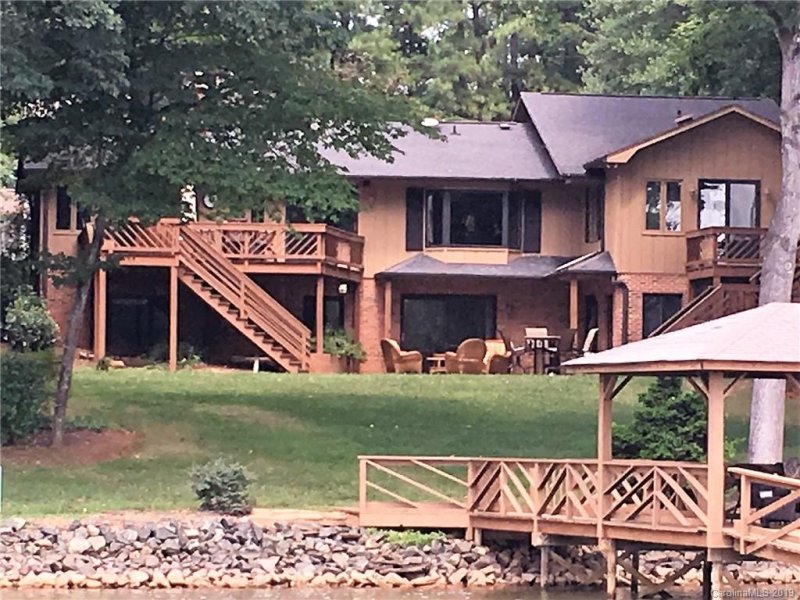 Property image 4 at 265 Kemp Road, Mooresville, NC 28117