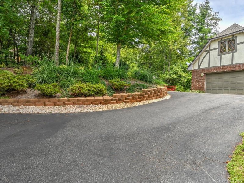 Property image 2 at 41 High Country Road, Weaverville, NC 28787