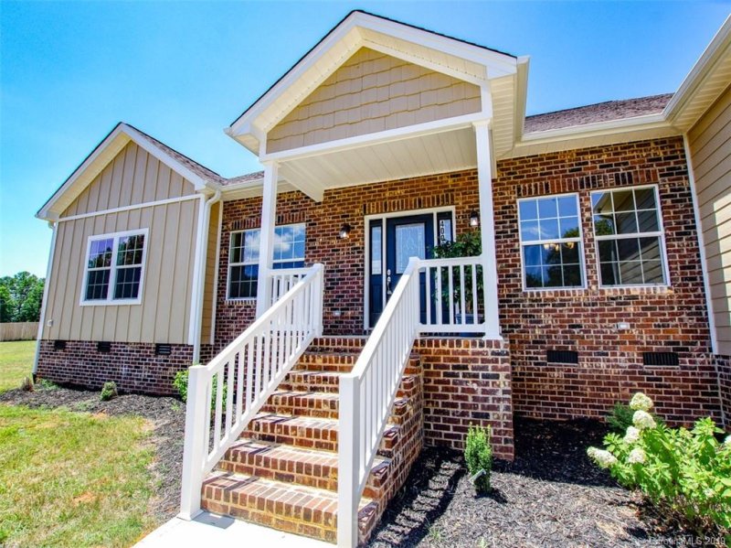 Property image 2 at 0 Red Hill Way, Denver, NC 28037