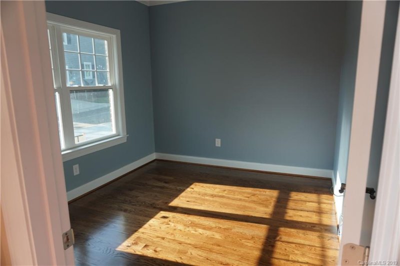 Property image 2 at 1015 Lasalle Lane, Statesville, NC 28677