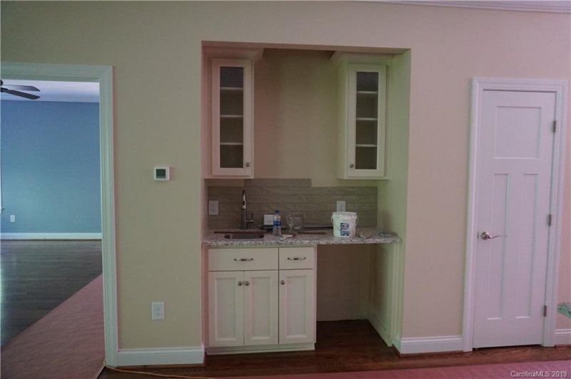 Property image 4 at 1015 Lasalle Lane, Statesville, NC 28677