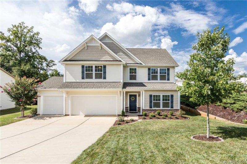 1006 Forbes Road