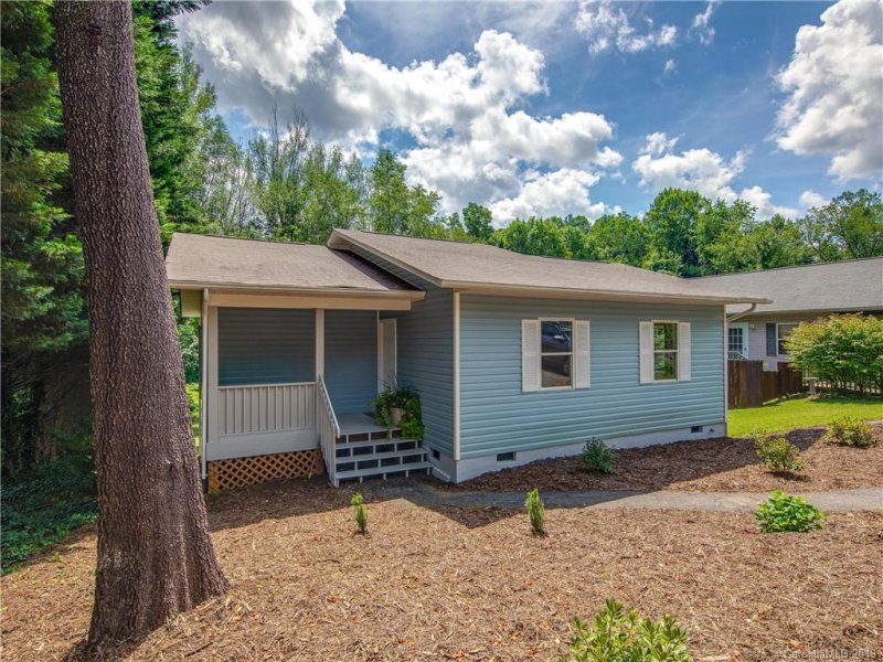 Property image 2 at 2 Wilson Creek Drive, Asheville, NC 28803