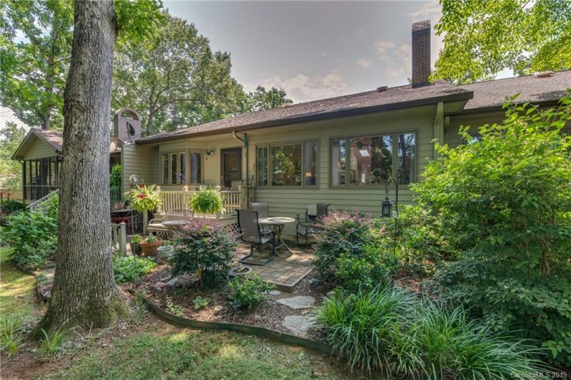 Property image 2 at 26 Hunting Country Trail, Tryon, NC 28782