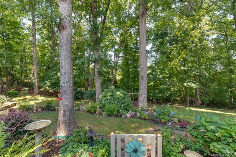 Property image 3 at 26 Hunting Country Trail, Tryon, NC 28782