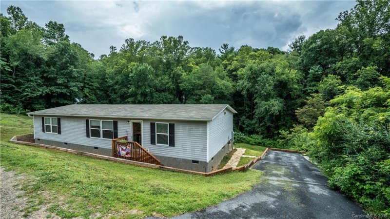 23 Evelyn Acres Drive