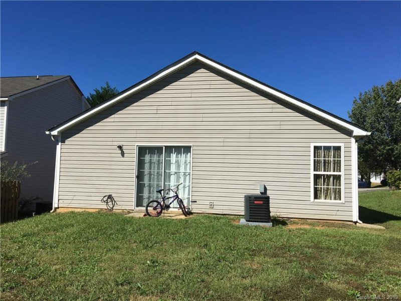 Property image 3 at 3627 Kiley Lane, Charlotte, NC 28216