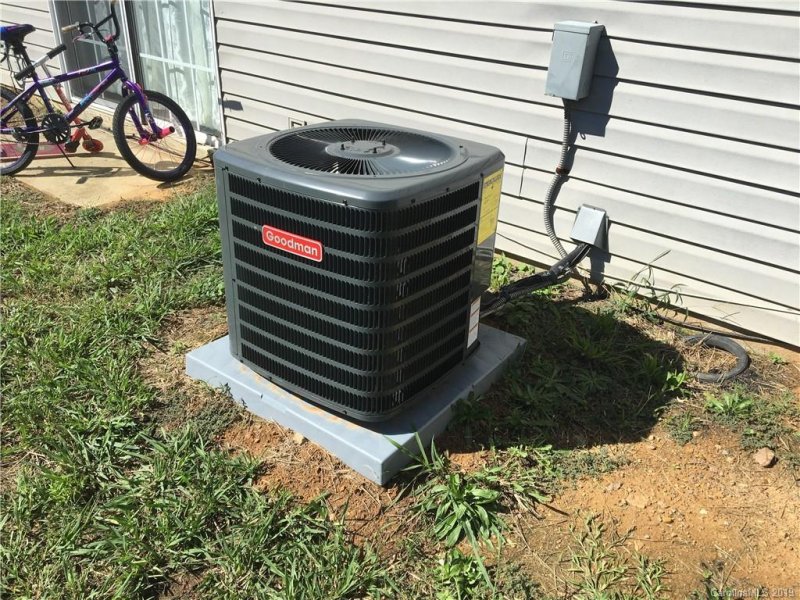 Property image 4 at 3627 Kiley Lane, Charlotte, NC 28216