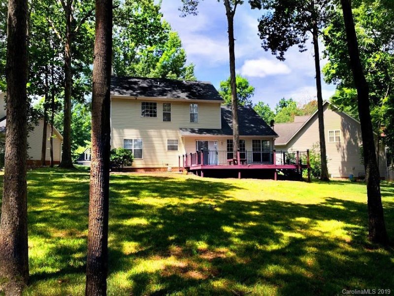 Property image 2 at 4234 Huntmeadow Drive, Charlotte, NC 28269