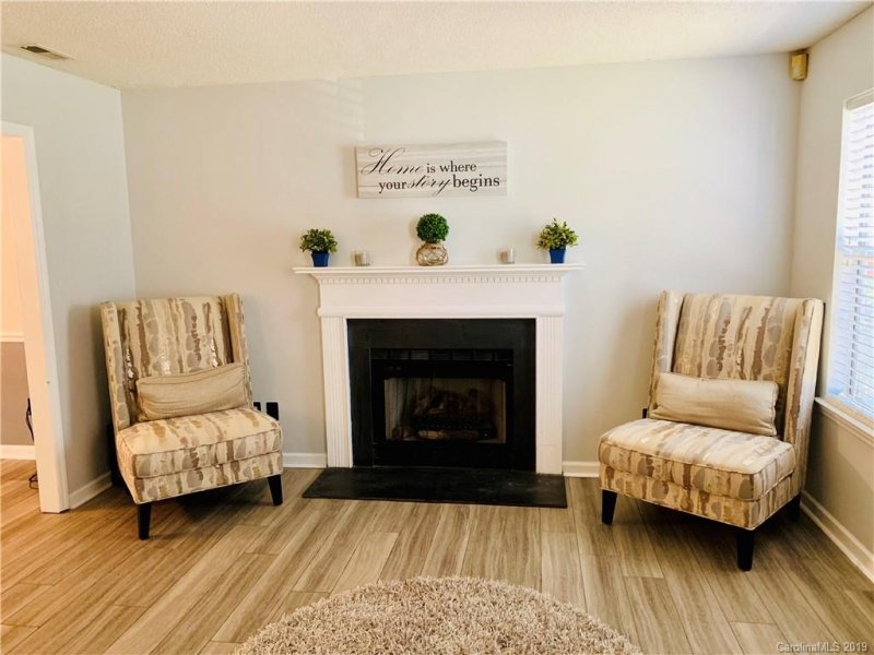 Property image 4 at 4234 Huntmeadow Drive, Charlotte, NC 28269