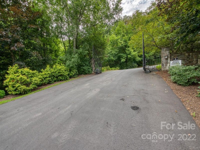 Property image 4 at 53 Presidential Drive, Waynesville, NC 28786