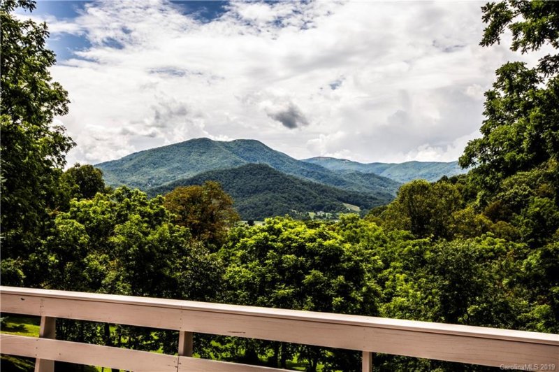 Property image 3 at 920 Countryside Drive, Waynesville, NC 28785