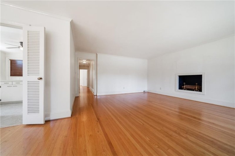 Property image 3 at 629 3rd Avenue, Hickory, NC 28601