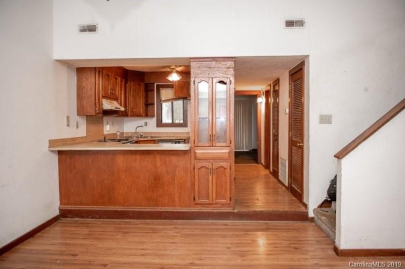 Property image 5 at 100 Willow Run Drive, Gastonia, NC 28056