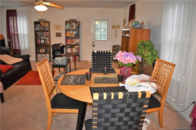 Property image 3 at 4304 Glenwood Drive, Charlotte, NC 28208