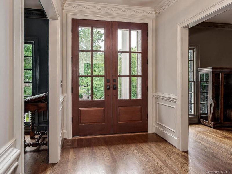 Property image 4 at 4925 Parview Drive, Charlotte, NC 28226