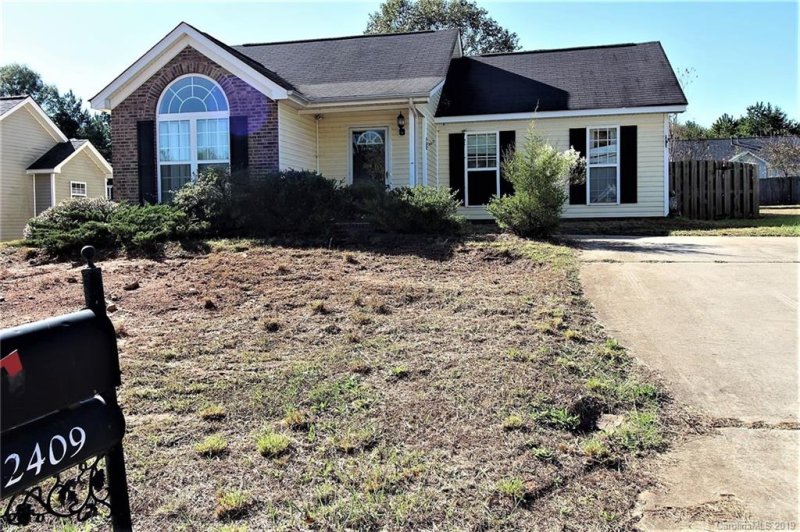 Property image 3 at 2409 Barkers Ridge Drive, Bessemer City, NC 28016