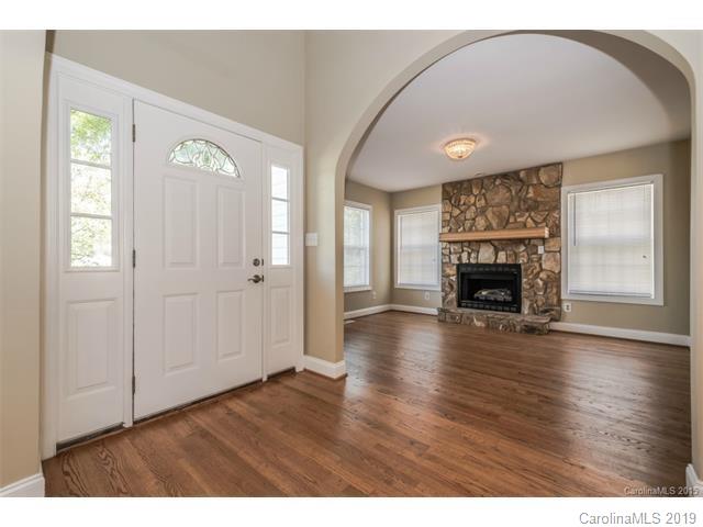 Property image 3 at 6807 Ridge Haven Lane, Charlotte, NC 28277