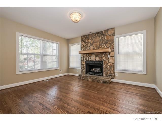 Property image 5 at 6807 Ridge Haven Lane, Charlotte, NC 28277