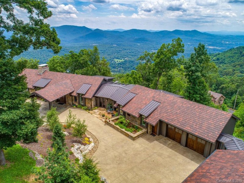 Property image 2 at 208 Skycliff Drive, Asheville, NC 28804