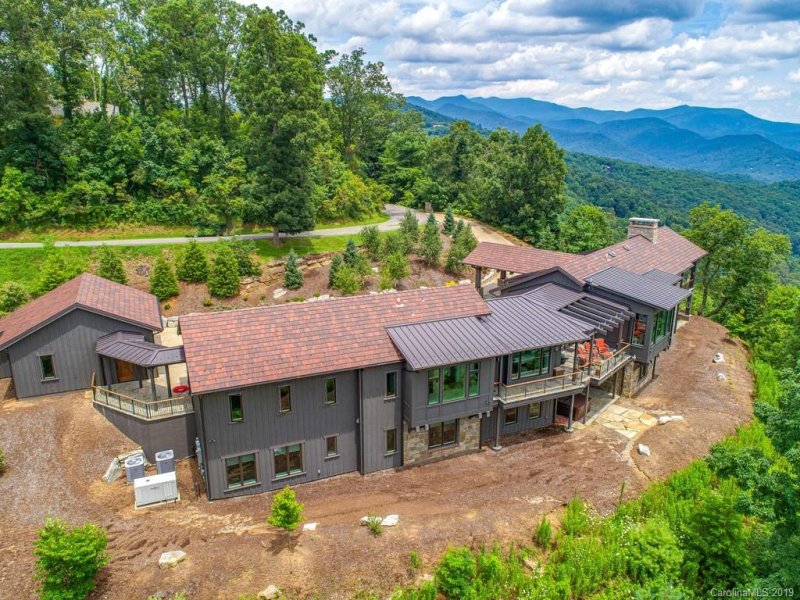 Property image 5 at 208 Skycliff Drive, Asheville, NC 28804