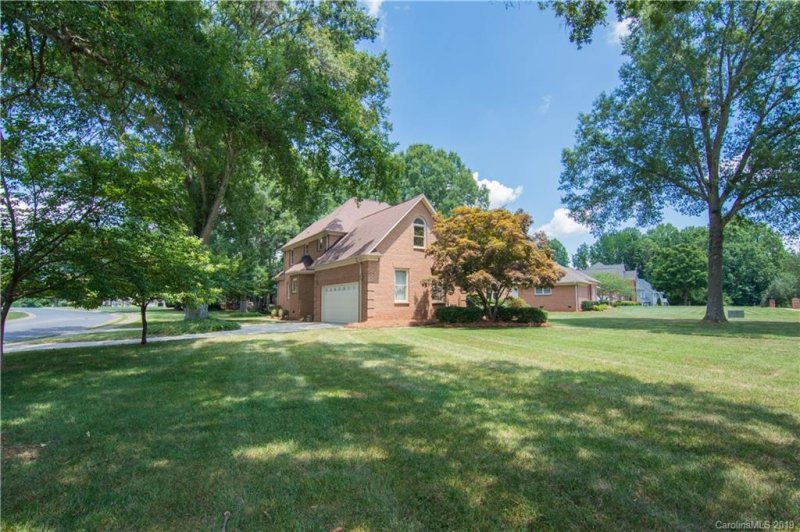 Property image 2 at 12825 Hidden Hills Lane, Mint Hill, NC 28227