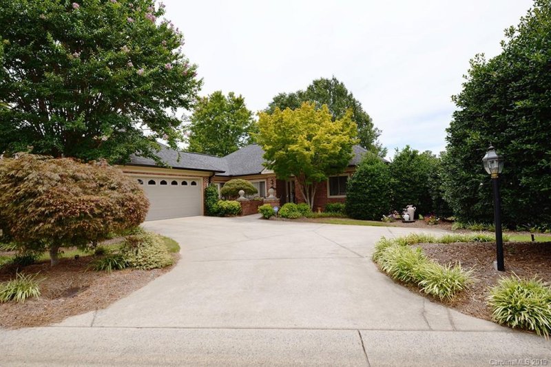 Property image 2 at 1209 Greenside Drive, Concord, NC 28027