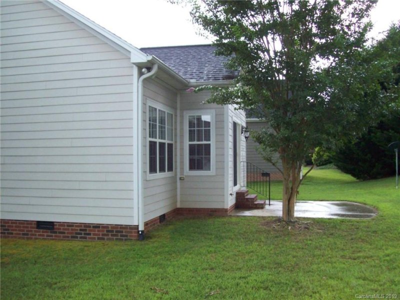 Property image 2 at 117 Henrys Glen Drive, Morganton, NC 28655