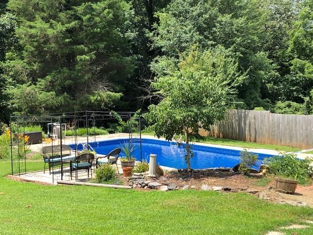 Property image 2 at 125 31st Avenue, Hickory, NC 28601