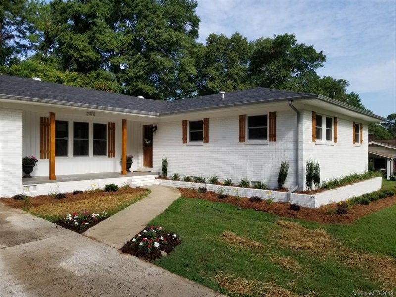 Property image 2 at 2411 Linda Street, Gastonia, NC 28054